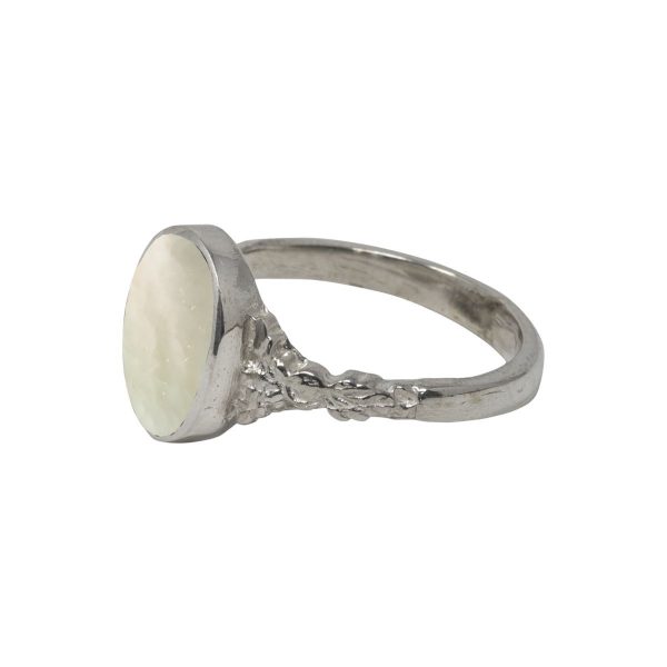 Silver Mother of Pearl Oval Ring