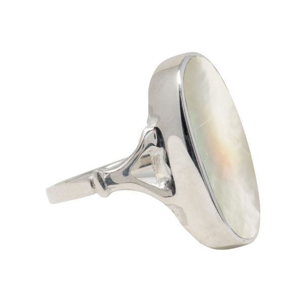 Silver Mother of Pearl Oval Ring