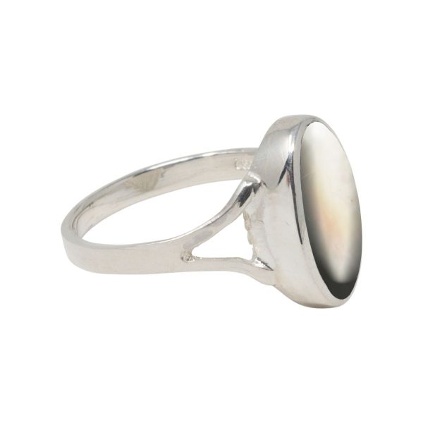 Silver Mother of Pearl Oval Ring