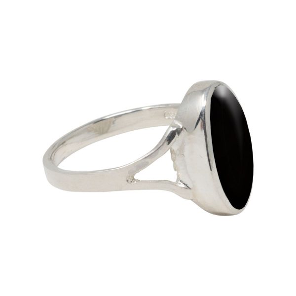 Silver Whitby Jet Oval Ring