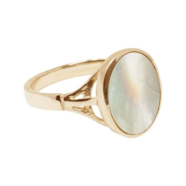 Yellow Gold Mother of Pearl Oval Ring