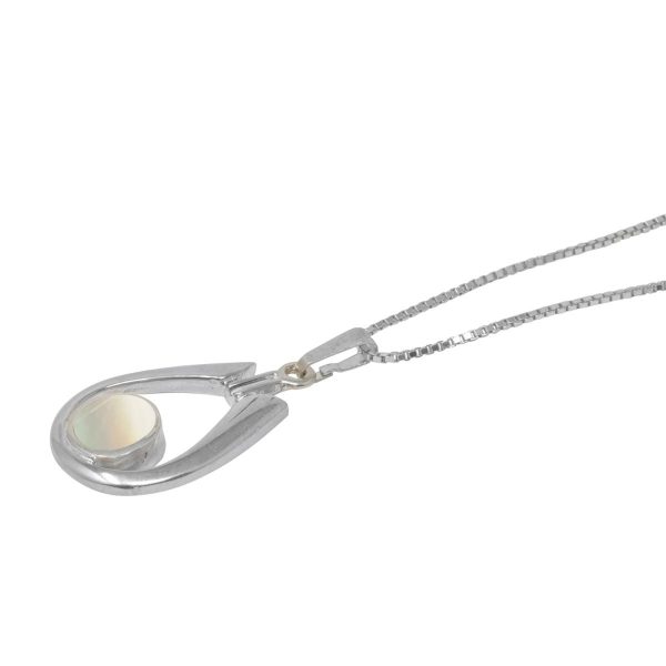 Silver Mother of Pearl Pendant