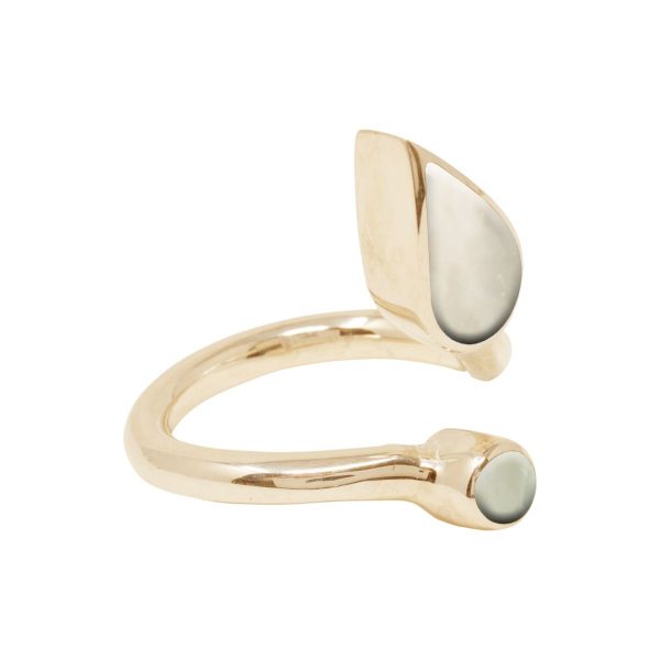 Yellow Gold Mother of Pearl Ring